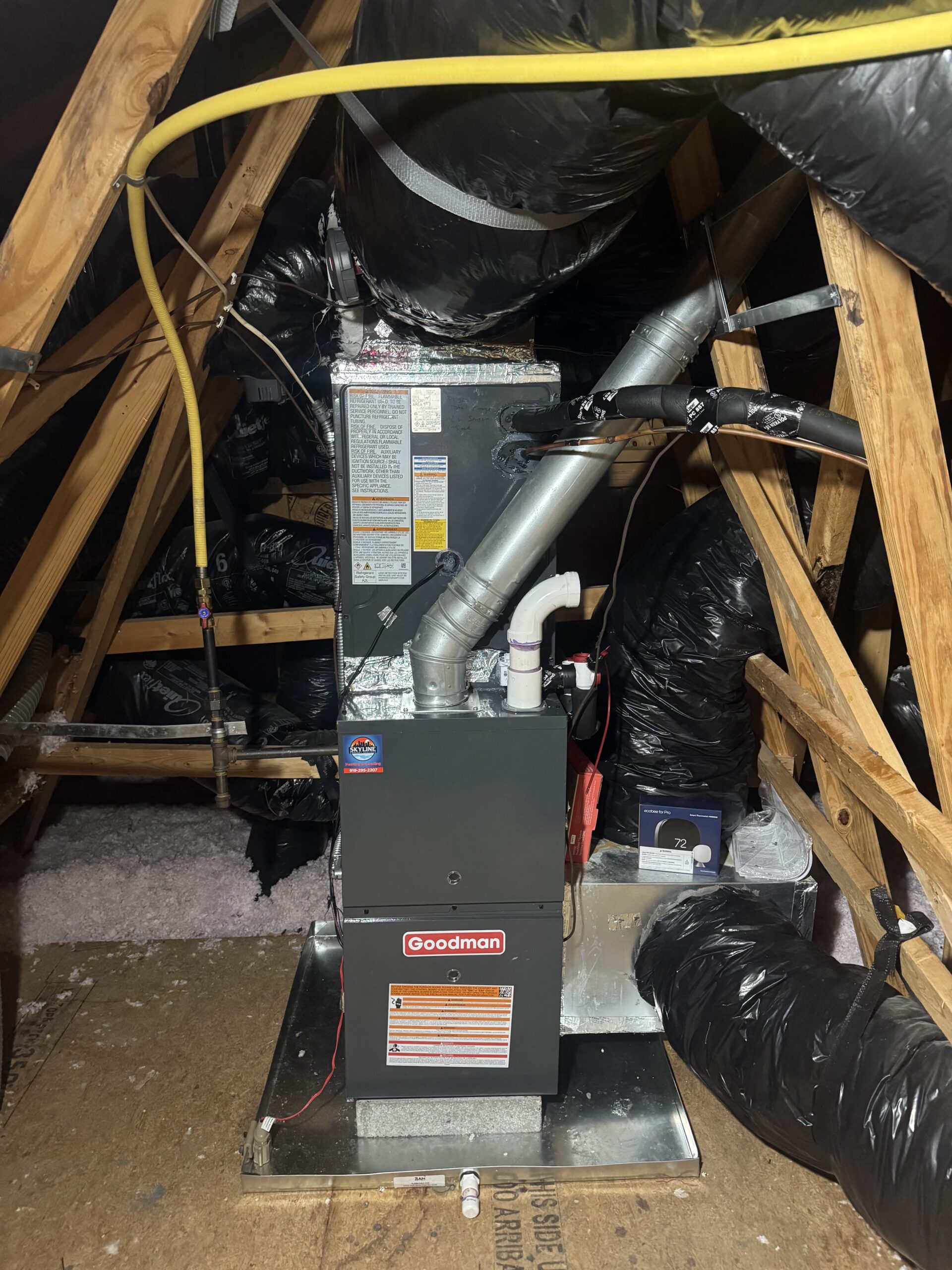 Outdoor heat pump unit checkup